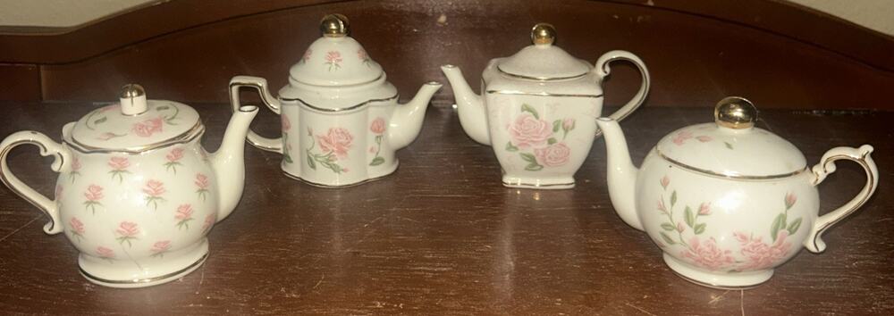 Partylite Floral Teapot Set x 4 Miniatures Tealight Candle Holders